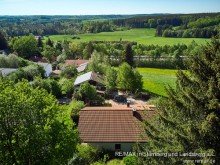Haus und nahe Autobahn V E R K A U F T: Familienfreundliches Haus am Ortsrand