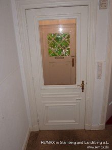 Eingang Innen VERKAUFT: Garten-Wohnung in Jugendstil-Villa
Gro� Flottbek / nahe Othmarschen