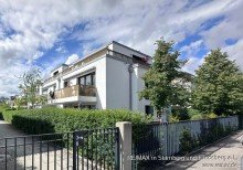 Haus aussen V E R K A U F T: Barrierefreie Garten-Wohnung in ruhiger Ortsrandlage von Trudering
