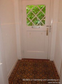 Eingang Windfang VERKAUFT: Garten-Wohnung in Jugendstil-Villa
Gro� Flottbek / nahe Othmarschen