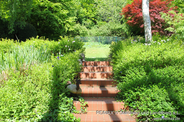 Treppe zum Garten Einfamilienhaus Tutzing