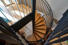 Treppe ins UG V E R M I E T E T!: Hochwertige Garten-Wohnung in Aubing �ber 2 Etagen