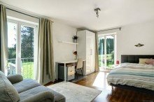 Schlafen 1 V E R K A U F T: Gartenwohnung, Ortsrandlage, offener Wohnstil, ca. 2,55 m Raumh�he, Berg am Starnberger See
