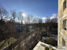 Ausblick vom Balkone V E R K A U F T: Zwischen Arabellapark und Denninger Anger - gro�z�gig geschnittene 2-3 Zimmer-Wohnung