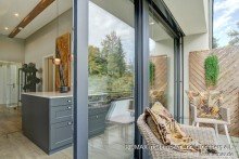Balkon V E R M I E T E T: Mit dem Aufzug in die hochwertige DG-Wohnung!