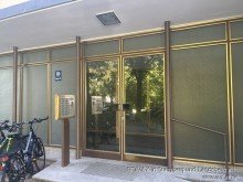 Eingang V E R K A U F T: Zwischen Arabellapark und Denninger Anger - gro�z�gig geschnittene 2-3 Zimmer-Wohnung