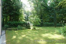 Garten vor der Wohnung V E R K A U F T: Garten-Wohnung am Englischen Garten und Herzogpark - Wohnanlage mit Schwimmbad