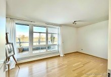 Schlafen - Original Rooftop-Wohnen mit Weitblick - zwei Terrassen, au�ergew�hnliche Raumh�he