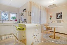 K�che und Essdiele V E R K A U F T: Garten-Wohnung am Englischen Garten und Herzogpark - Wohnanlage mit Schwimmbad