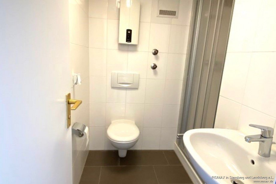06_Bad Dachgeschosswohnung Ottobrunn