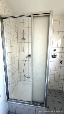 Bad V E R K A U F T: Charmante 3-Zi-Wohnung in ruhiger Lage