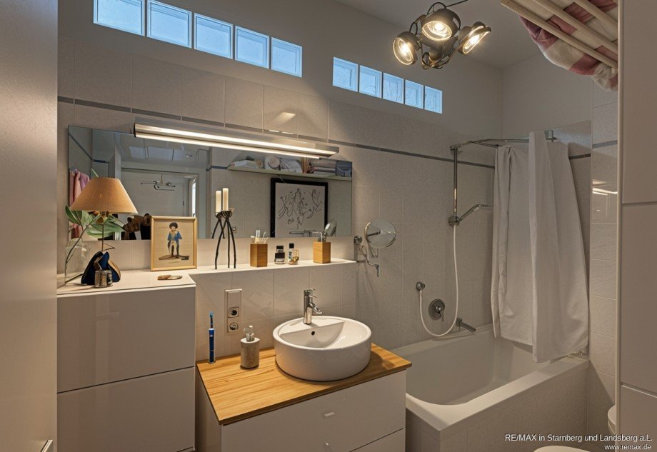 10 Bad Dachgeschosswohnung M�nchen