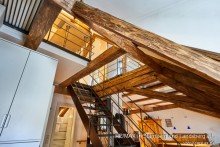 Treppe zum Spitzboden V E R K A U F T: Historisches Stadthaus im Salzstadel